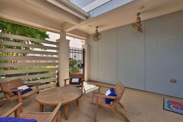 1523 Aldana Place, Houston, TX 77055