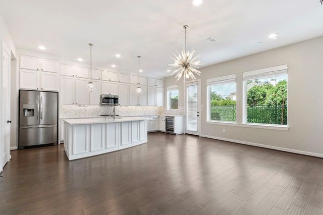 1523 Aldana Place, Houston, TX 77055