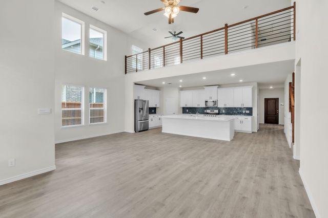 9401 Gossamer St, Mckinney, TX 75071