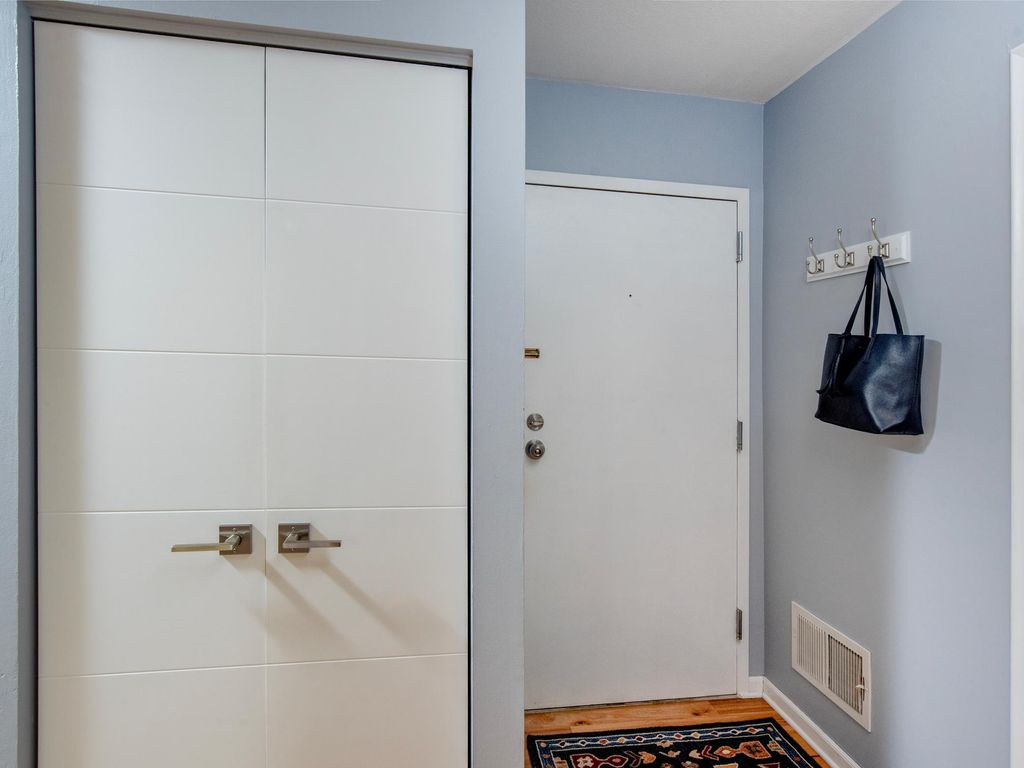 3001 Lake Shore Drive A, Minneapolis, MN 55416 — photo 4