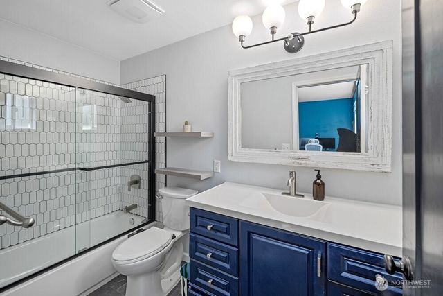 8411 48th Avenue S, Seattle, WA 98118