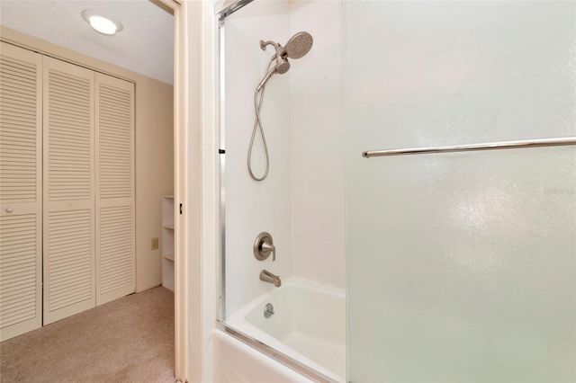 211 WOODLAND DRIVE 211, Osprey, FL 34229