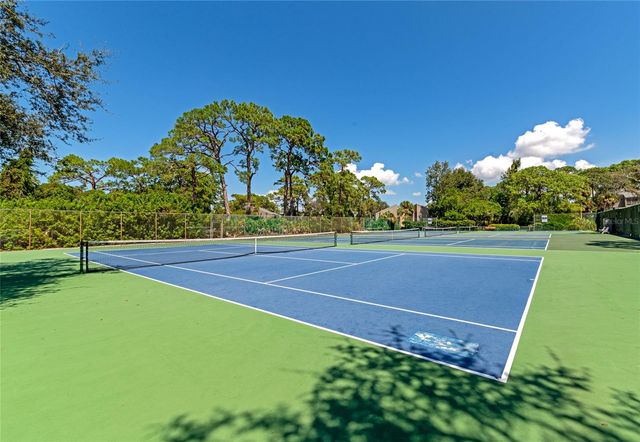 211 WOODLAND DRIVE 211, Osprey, FL 34229