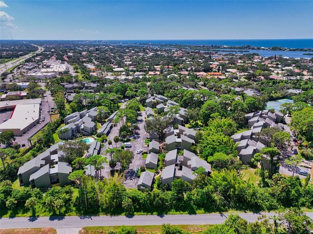 211 WOODLAND DRIVE 211, Osprey, FL 34229