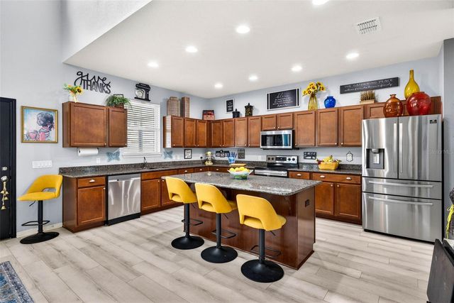 11531 TANGLE BRANCH LANE, Gibsonton, FL 33534