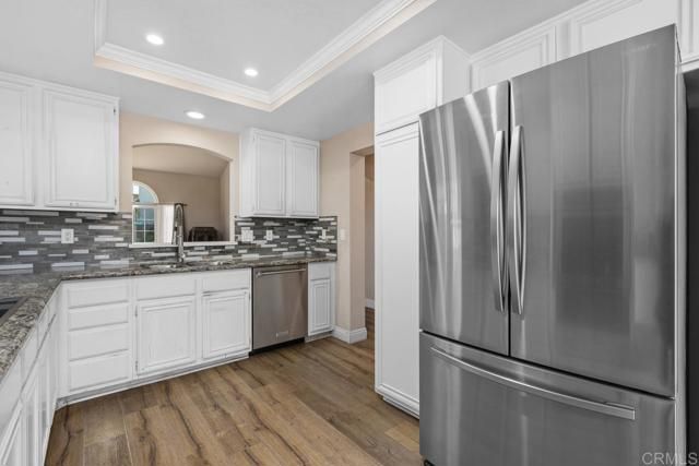 2067 Paseo De Anza, Vista, CA 92084