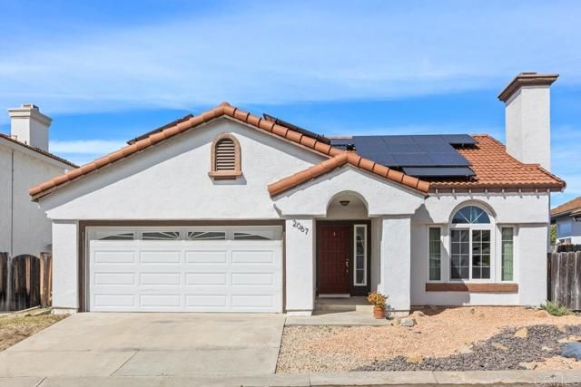 2067 Paseo De Anza, Vista, CA 92084