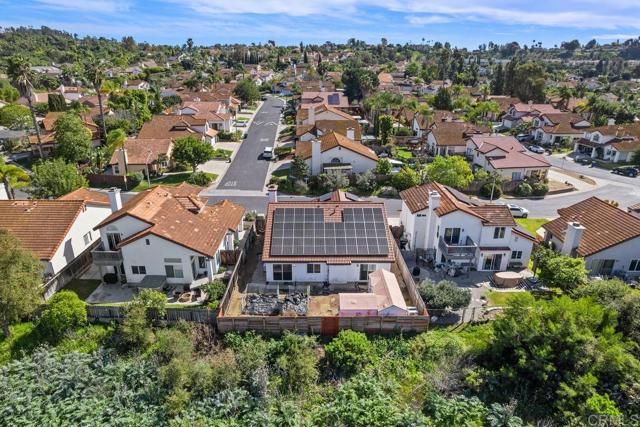 2067 Paseo De Anza, Vista, CA 92084