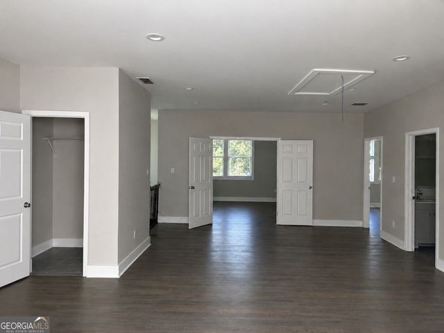 1054 Ira Street SW, Atlanta, GA 30310
