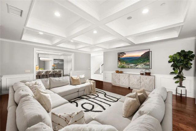1524 S 3rd Avenue, Arcadia, CA 91006
