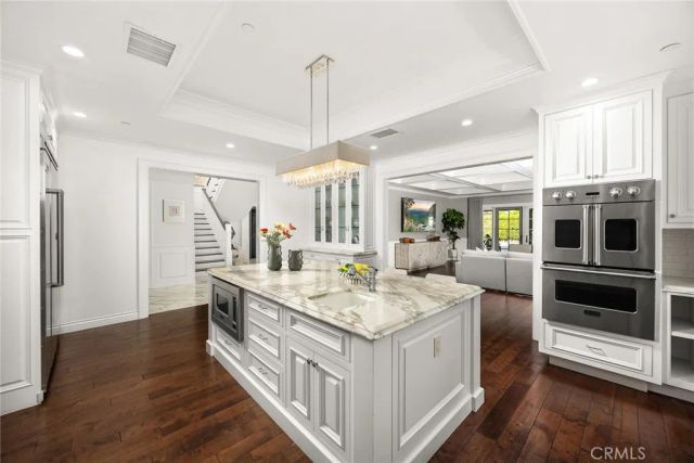 1524 S 3rd Avenue, Arcadia, CA 91006
