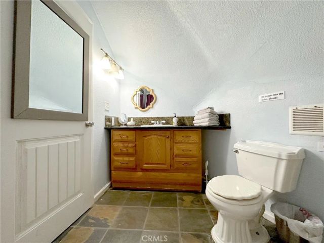 24998 Jewel, Crestline, CA 92325