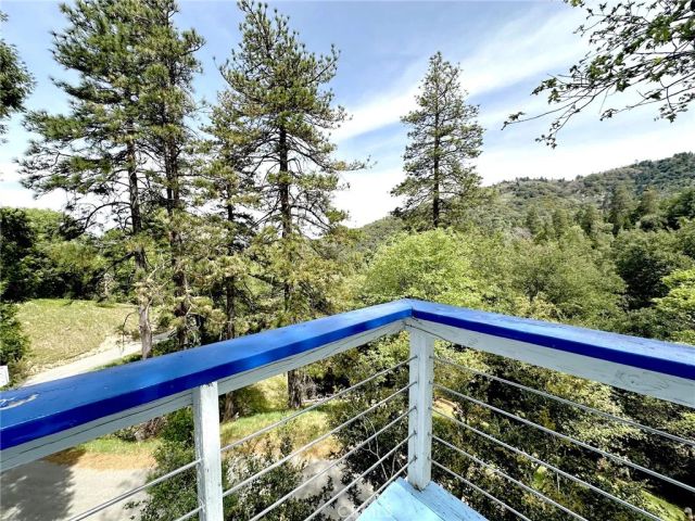 24998 Jewel, Crestline, CA 92325