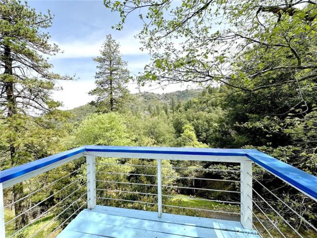 24998 Jewel, Crestline, CA 92325