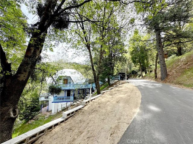 24998 Jewel, Crestline, CA 92325