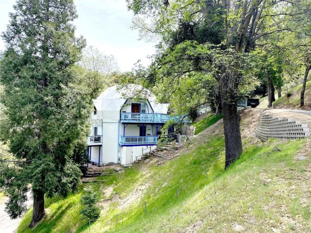 24998 Jewel, Crestline, CA 92325
