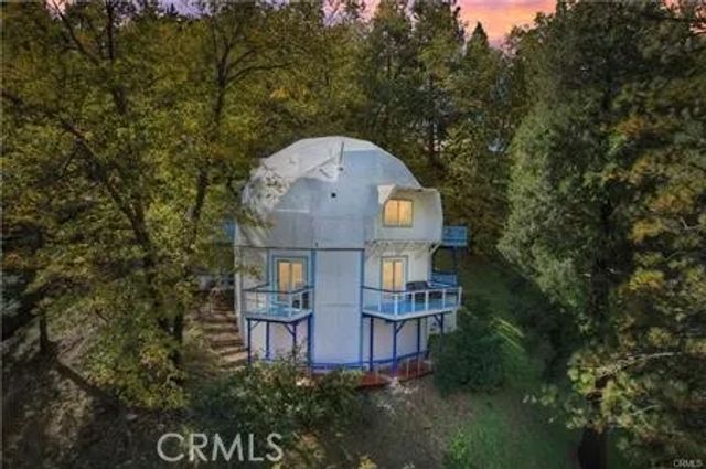 24998 Jewel, Crestline, CA 92325