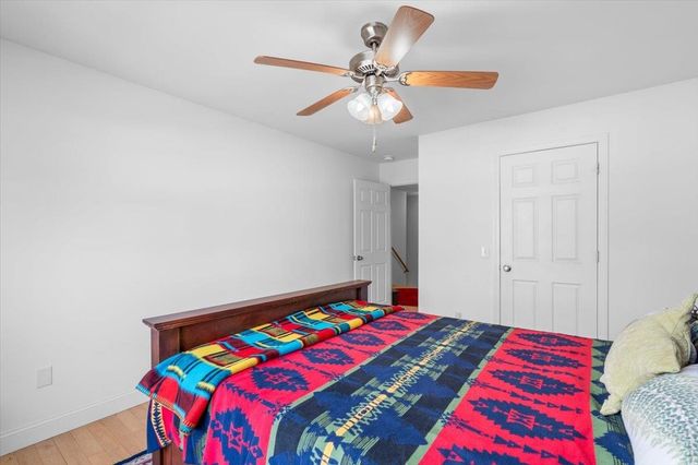18 Dunbar Drive, Essex Junction, VT 05452