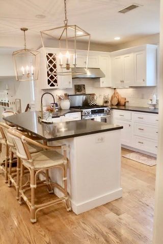 12 Summer St, Kingston, MA 02364