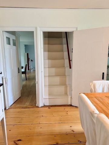 12 Summer St, Kingston, MA 02364