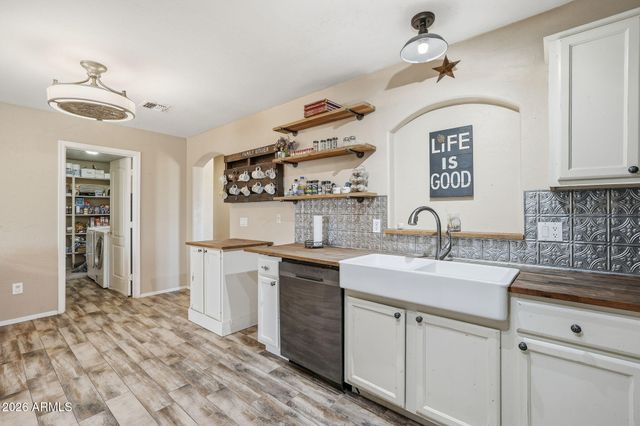 6612 E FOX HOLLOW Lane, San Tan Valley, AZ 85140
