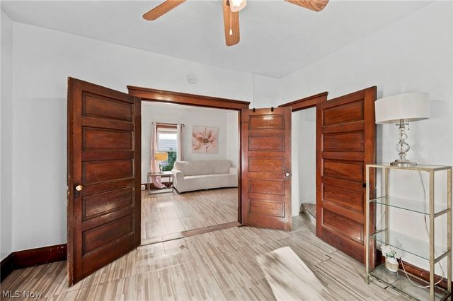 637 Dewey Avenue, Elyria, OH 44035