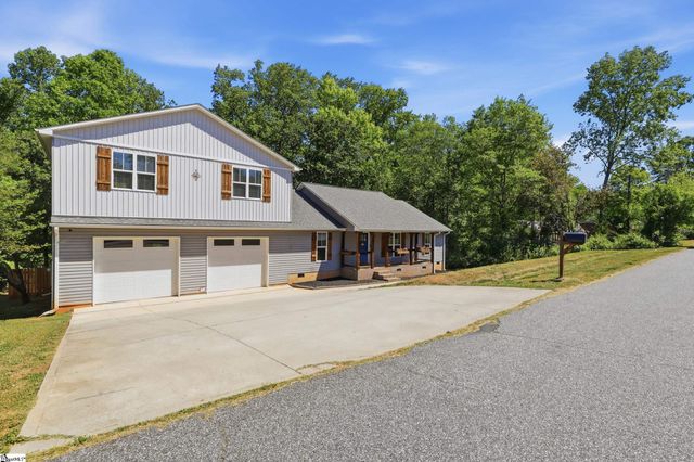 30 Lee Street, Lyman, SC 29365