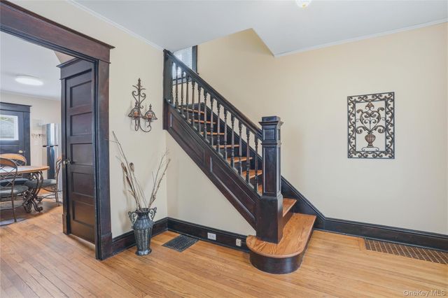 160 Foxhall Avenue, Kingston, NY 12401