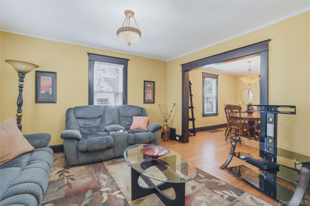 160 Foxhall Avenue, Kingston, NY 12401