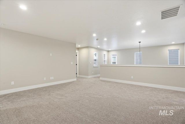 6135 N Senita Hills Ave, Meridian, ID 83646