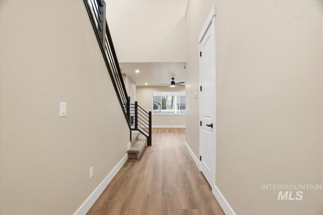 6135 N Senita Hills Ave, Meridian, ID 83646