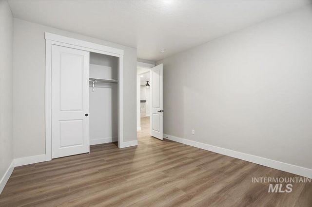 6135 N Senita Hills Ave, Meridian, ID 83646