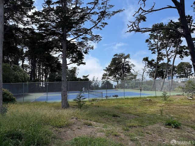 2051 10th Avenue, San Francisco, CA 94116