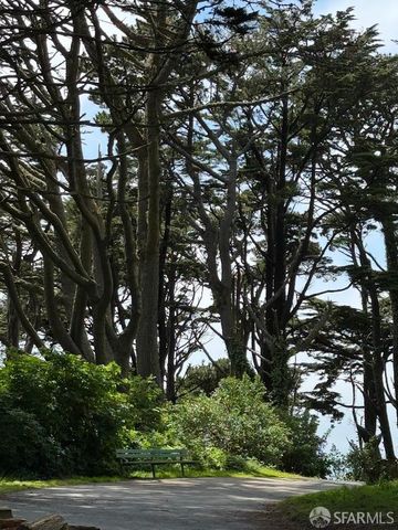 2051 10th Avenue, San Francisco, CA 94116