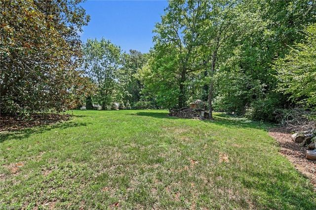 3063 Georgia Road, Yadkinville, NC 27055
