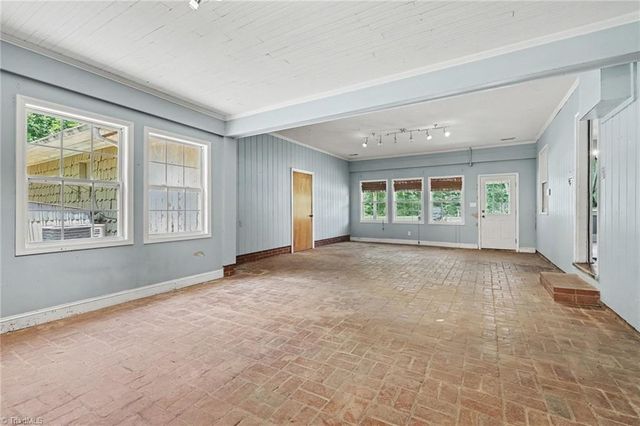3063 Georgia Road, Yadkinville, NC 27055