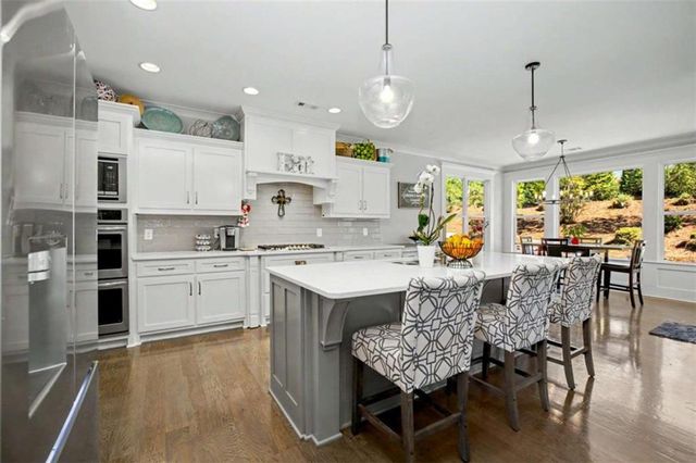 126 Raintree Court, Newnan, GA 30265