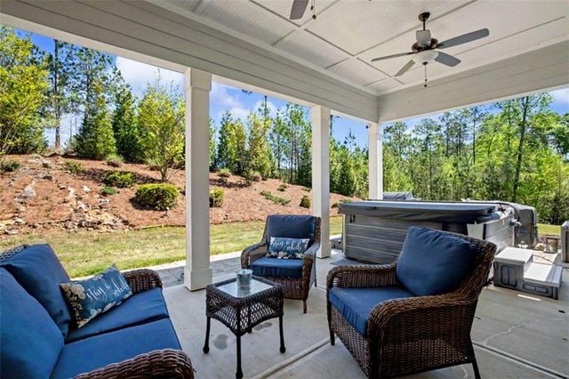 126 Raintree Court, Newnan, GA 30265
