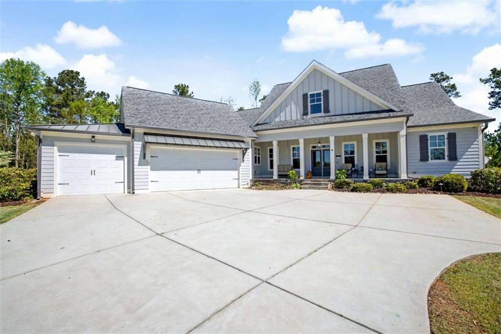 126 Raintree Court, Newnan, GA 30265