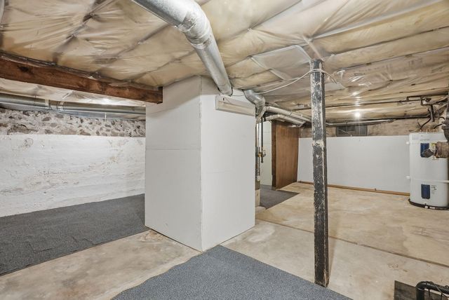 907 W Fairview Ave, Spokane, WA 99205