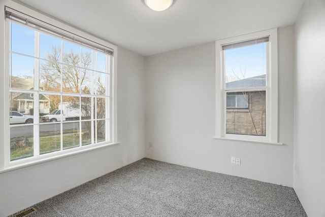 907 W Fairview Ave, Spokane, WA 99205