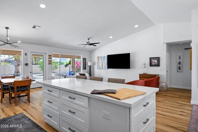 10503 E ELMHURST Drive, Sun Lakes, AZ 85248