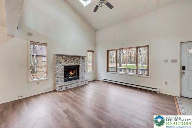 38 Spokane Road, Penn Forest Twp, PA 18210