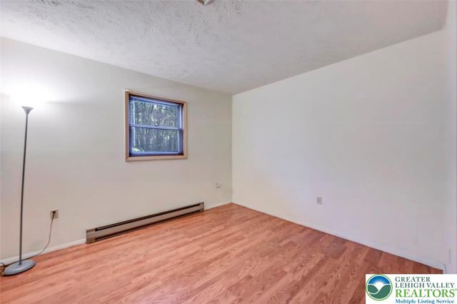 38 Spokane Road, Penn Forest Twp, PA 18210