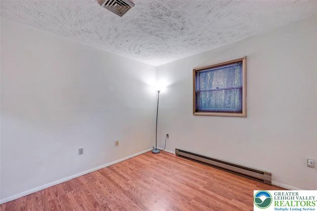 38 Spokane Road, Penn Forest Twp, PA 18210