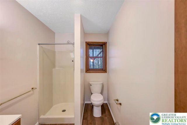 38 Spokane Road, Penn Forest Twp, PA 18210