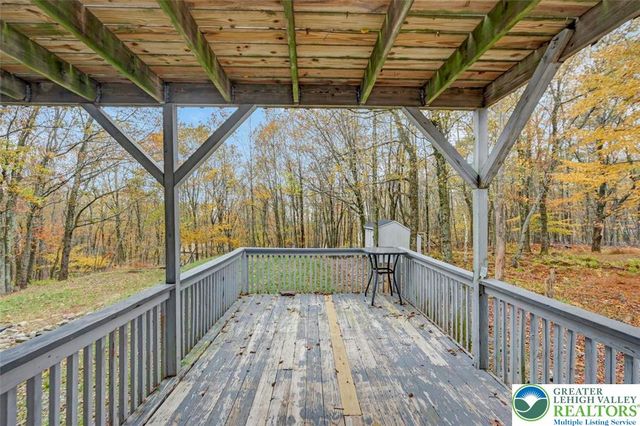 38 Spokane Road, Penn Forest Twp, PA 18210