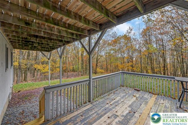 38 Spokane Road, Penn Forest Twp, PA 18210