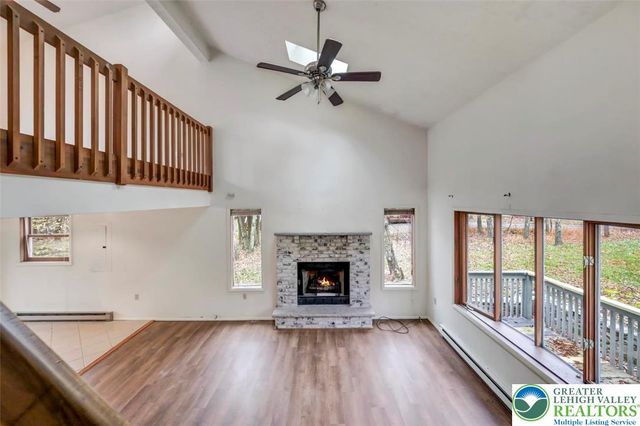 38 Spokane Road, Penn Forest Twp, PA 18210