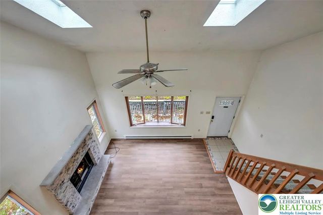 38 Spokane Road, Penn Forest Twp, PA 18210